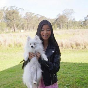 Meet your Posher, Laura